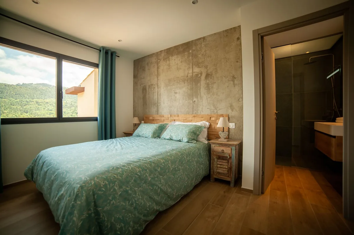 Chambre 3, lit double — Villa Corian